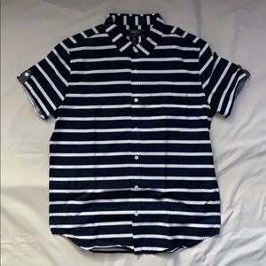 Casual short-sleeve button down